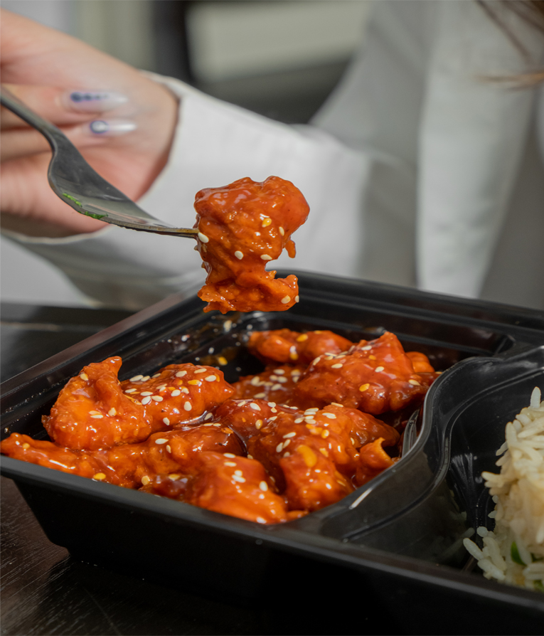 CRISPY CHICKEN SWEET AND CHILLY WITH VEGETABLE FRIED RICE